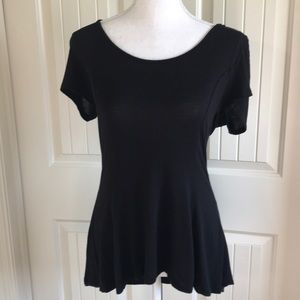 Short sleeve top